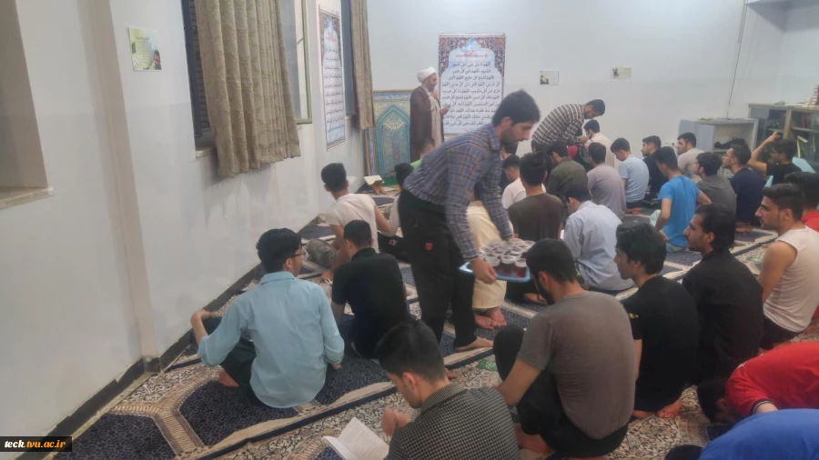 برگزاری دورۀ شخصیت شناسی حضرت ابوالفضل (ع) در نماز خانه خوابگاه توسط حاج آقا جعفری 4