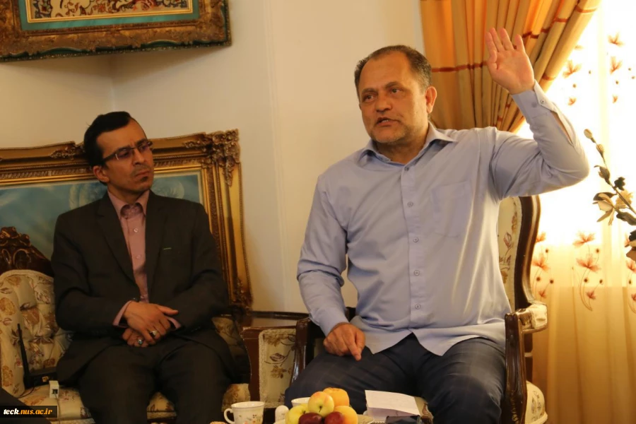 استاد دانشکده فنی شهید رجایی:
اینکه در جامعه گفته می شود همه ی مشکلات کشور ناشی از تحریمهاست دیدگاه غلطی است 2