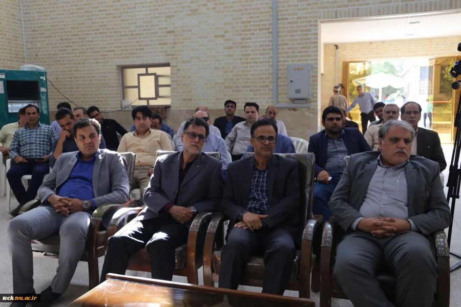 فرماندار کاشان:
برخی از دانش آموختگان دانشکده فنی کاشان منشا خیر و برکت در شهرستان،منطقه و کشور بوده و هستند 2
