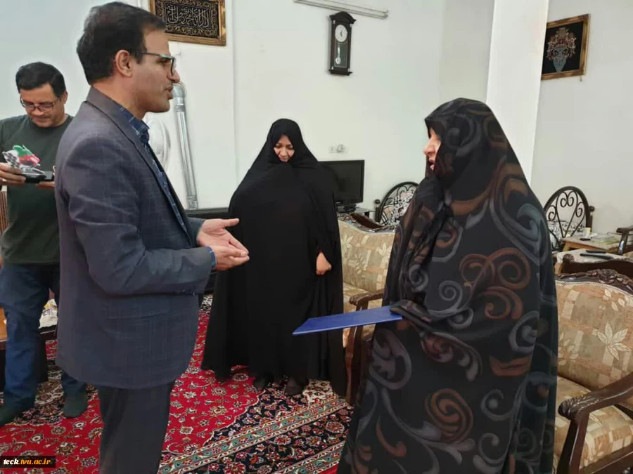 دیدار با خانواده شهید سعید کبیری 5
