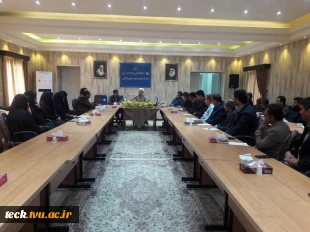 برگزاری جلسه آموزشی سبک زندگی اسلامی به مناسبت هفته بسیج در دانشکده فنی شهید رجائی کاشان 3