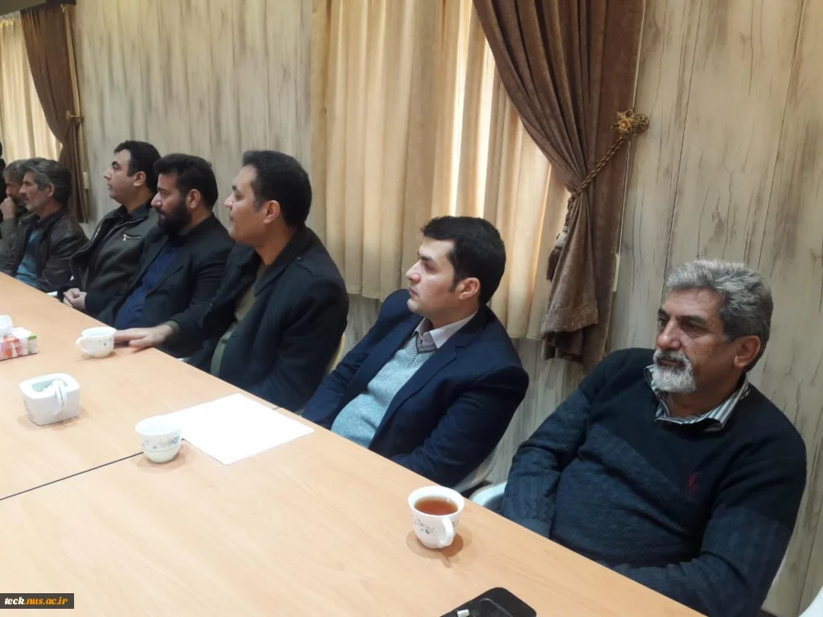 برگزاری جلسه آموزشی سبک زندگی اسلامی به مناسبت هفته بسیج در دانشکده فنی شهید رجائی کاشان 8