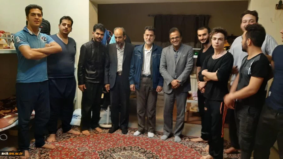 نشست صمیمانه شبانگاهی اعضای هیئت رئیسه دانشکده فنی شهید رجائی کاشان با دانشجویان خوابگاهی به مناسبت روز دانشجو 3