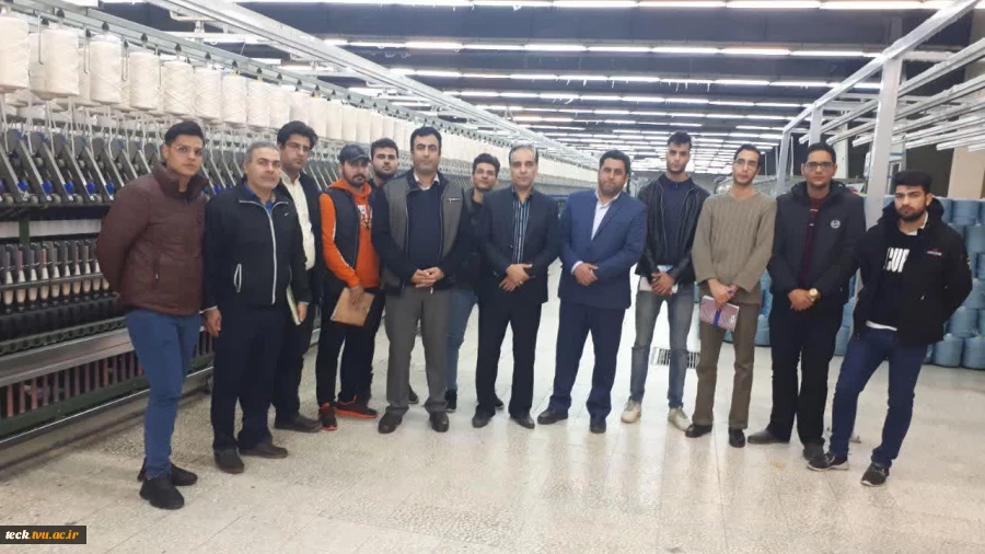 بازدید جمعی از دانشجویان رشته نساجی دانشکده شهید رجائی کاشان به مناسبت هفته پژوهش 2