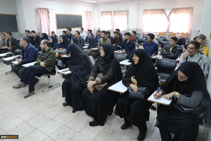 برگزاری سومین سمینار از سلسله سمینارهای تدارک دیده شده در هفته پژوهش در دانشکده فنی شهید رجائی کاشان 4