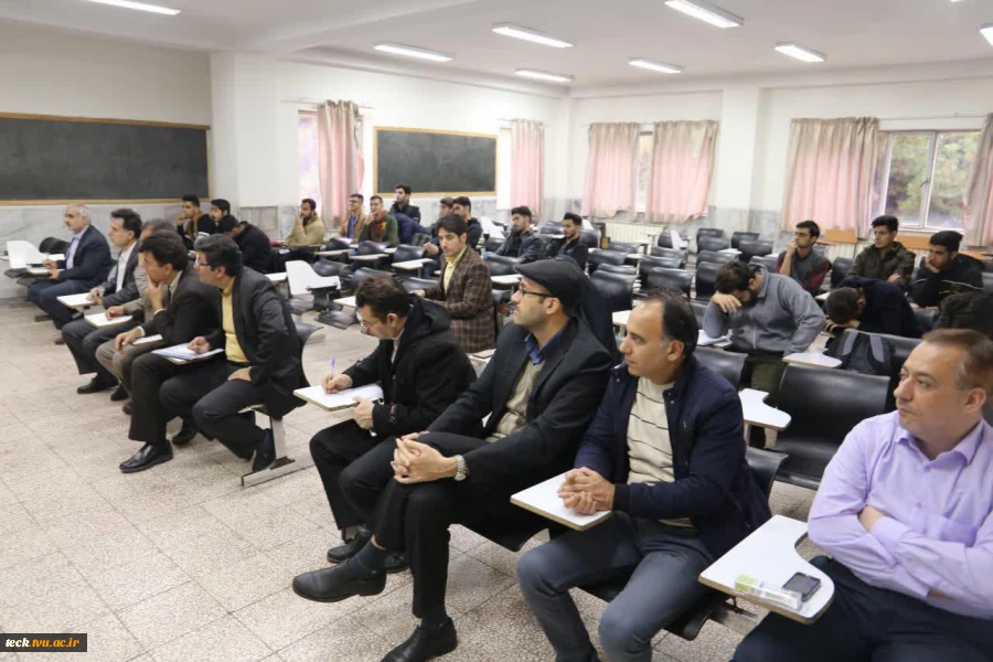 برگزاری پنجمین سمینار از سلسله سمینارهای برنامه ریزی شده در هفته پژوهش در دانشکده فنی شهید رجائی کاشان با عنوان چگونه فن بیان خود را تقویت کنیم؟ 4