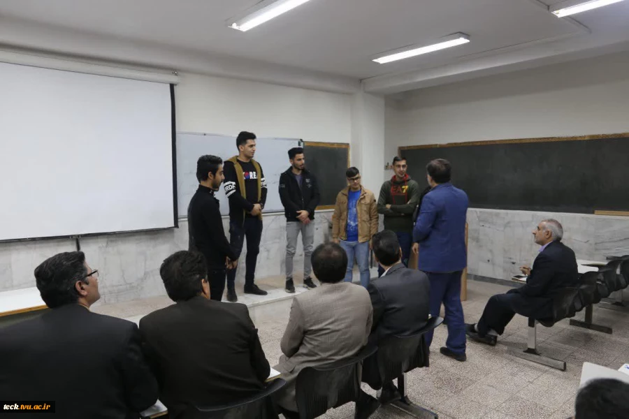 برگزاری پنجمین سمینار از سلسله سمینارهای برنامه ریزی شده در هفته پژوهش در دانشکده فنی شهید رجائی کاشان با عنوان چگونه فن بیان خود را تقویت کنیم؟ 9