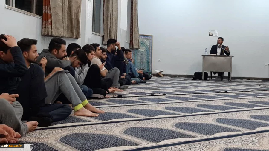 برگزاری جلسه هم امدیشی دانشجویان خوابگاهی دانشکده فنی شهید رجائی کاشان 10