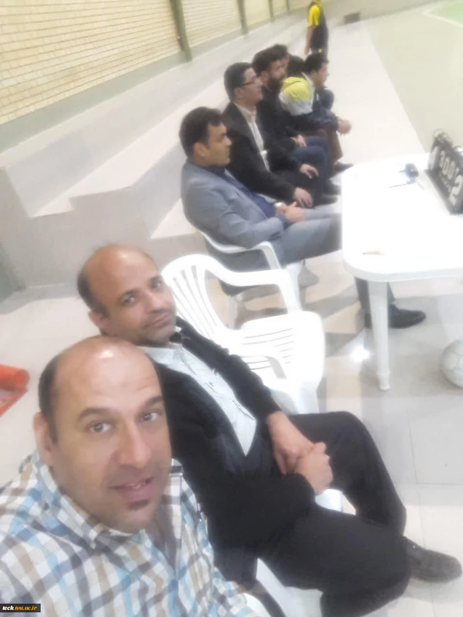 آغاز مسابقه فوتسال بین کارکنان اداری دانشکده فنی شهید رجائی کاشان 6