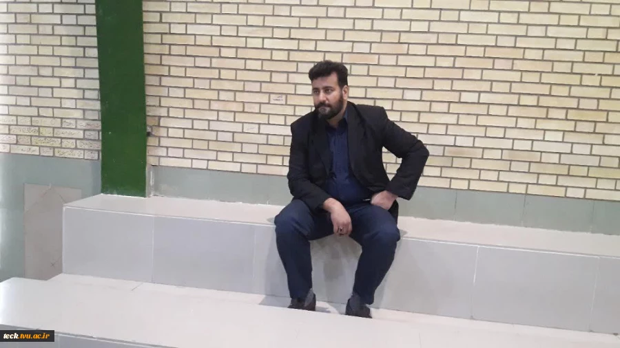 آغاز مسابقه فوتسال بین کارکنان بخش های مختلف دانشکده فنی شهید رجائی کاشان 5