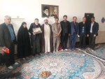 دیدار جمعی از کارکنان و اساتید دانشکده فنی شهید رجائی کاشان با خانواده های مدافعان حرم، شهدای والامقام شهید ضامن محمدی و شهید طاهر حسینی 8