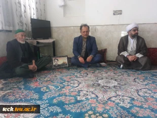 دیدار جمعی از کارکنان و اساتید دانشکده فنی شهید رجائی کاشان با خانواده های مدافعان حرم، شهدای والامقام شهید ضامن محمدی و شهید طاهر حسینی 9