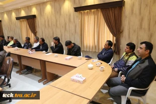 برگزاری چهارمین جلسه از سمینارهای سبک زندگی اسلامی، ایرانی با عنوان فشارخون و ورزش، در دانشکده فنی شهید رجائی کاشان 6