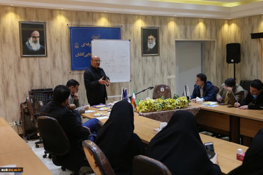 برگزاری چهارمین جلسه از سمینارهای سبک زندگی اسلامی، ایرانی با عنوان فشارخون و ورزش، در دانشکده فنی شهید رجائی کاشان 4