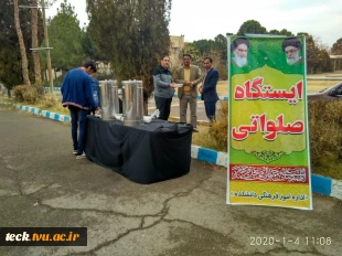 خدمات دهی ایستگاه صلواتی در دانشکده فنی شهید رجائی کاشان در ایام شهادت سردار رشید سپاه اسلام شهید سلیمانی 2