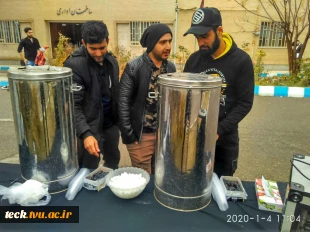 خدمات دهی ایستگاه صلواتی در دانشکده فنی شهید رجائی کاشان در ایام شهادت سردار رشید سپاه اسلام شهید سلیمانی 5