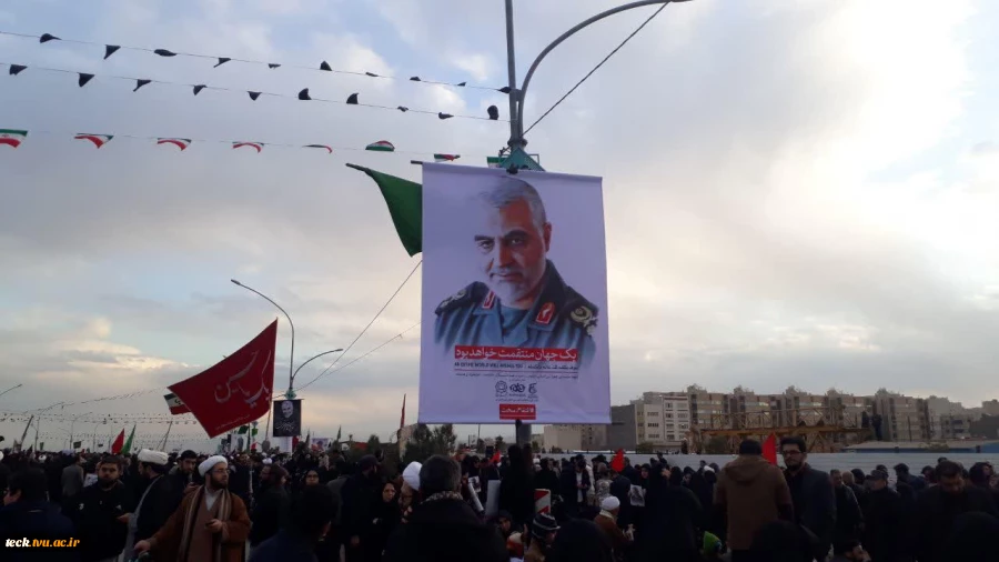 بی تابی کاروان دانشجویان، اساتید و کارکنان اداری دانشکده فنی شهید رجائی کاشان جهت شرکت در مراسم تشییع باشکوه سردار دل ها 11