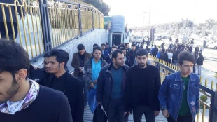 بی تابی کاروان دانشجویان، اساتید و کارکنان اداری دانشکده فنی شهید رجائی کاشان جهت شرکت در مراسم تشییع باشکوه سردار دل ها 14