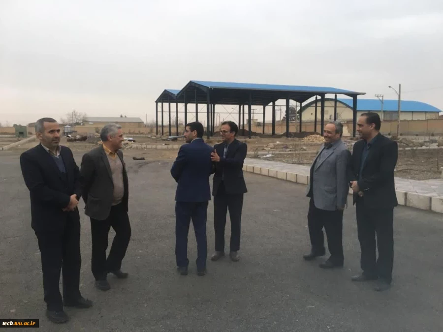 مدیران کل عمرانی و اداری و مالی دانشگاه فنی و حرفه ای و ریاست دانشگاه فنی و حرفه ای استان اصفهان از دانشکده فنی شهید رجائی کاشان بازدید کردند. 4