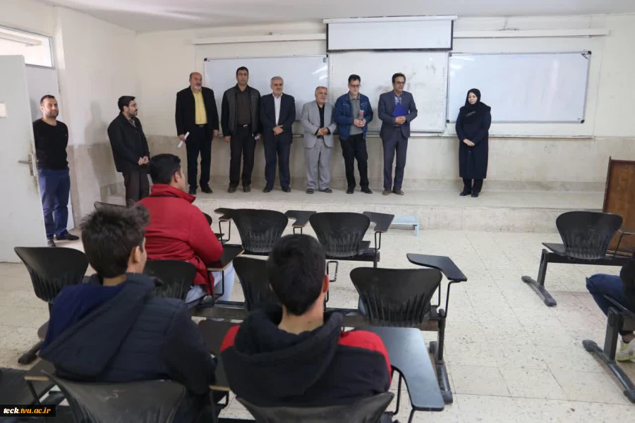تقدیر و تشکر از سرکار خانم واعظی مدرس فرهیخته دانشکده فنی شهید رجائی کاشان در سالروز ولادت حضرت فاطمه زهرا (س) و روز زن 3