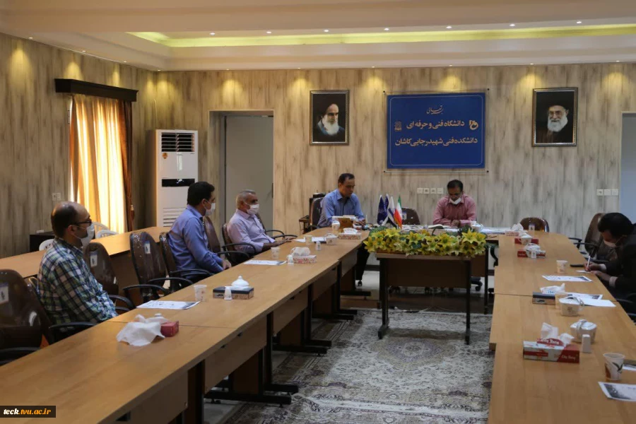 برگزاری جلسه شورای بسیج کارکنان و اساتید دانشکده فنی شهید رجائی کاشان با رعایت پروتکل های بهداشتی 5