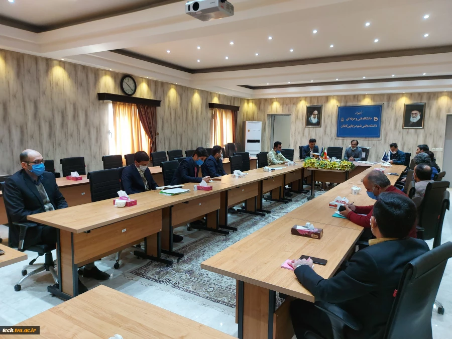 برگزاری جلسه شورای آموزشی و پژوهشی دانشکده فنی شهید رجائی کاشان 3