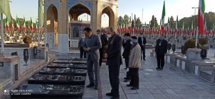 آیین تجلیل از شهدای انقلاب و دفاع مقدس و حضور جمعی از اعضای هیئت رئیسه، اساتید و کارکنان دانشکده فنی شهید رجائی در دارالسلام کاشان 6