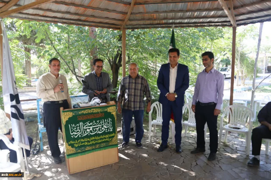 جشن میلاد حضرت امام رضا علیه السلام همراه با تقدیر از بازنشستگان معزز دانشکده فنی شهید رجائی کاشان 8