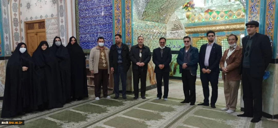 حضور و تجدید عهد و پیمان جمعی از کارکنان و اساتید و اعضای هیئت علمی دانشکده فنی شهید رجائی کاشان با شهیدان انقلاب اسلامی و دفاع مقدس در هفته بسیج مستضعفین 10