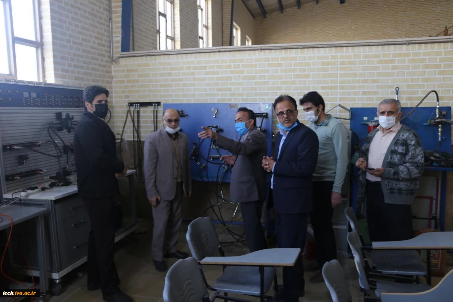 بازدید مدیرکل محترم ارزیابی عملکرد دانشگاه فنی و حرفه ای کشور و استان اصفهان از دانشکده فنی شهید رجائی کاشان 12