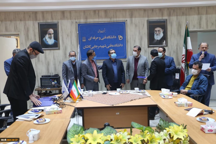بازدید فرماندار محترم شهرستان کاشان آقای دکتر محمدشریف زارعی از دانشکده فنی شهید رجائی کاشان 15
