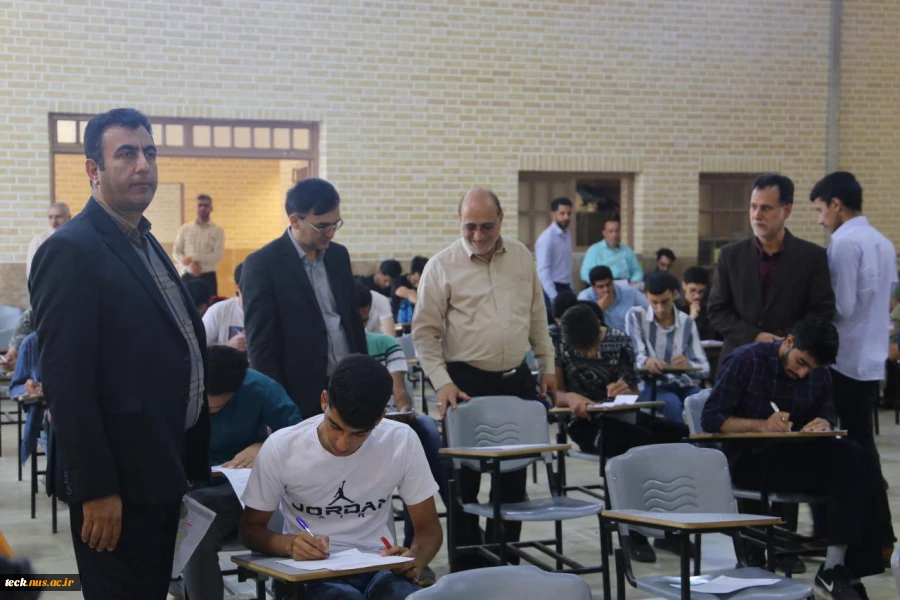 بازدید گروه ارزیاب اعزامی از دانشگاه فنی و حرفه ای استان یزد از دانشکده فنی شهید رجائی کاشان 6
