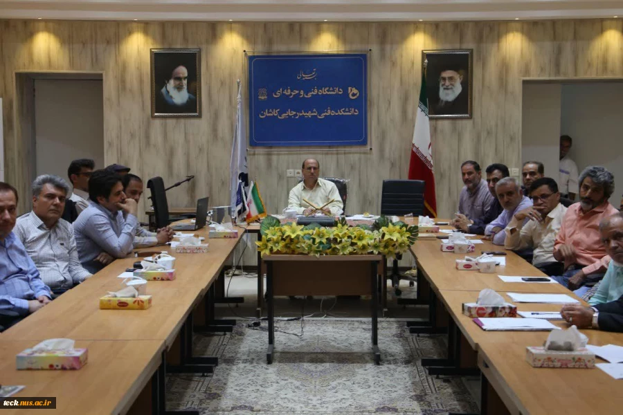 برگزاری مراسم یادبود شهید والامقام بهشتی و 72تن از یاران شهیدش در دانشکده فنی شهید رجائی کاشان 4