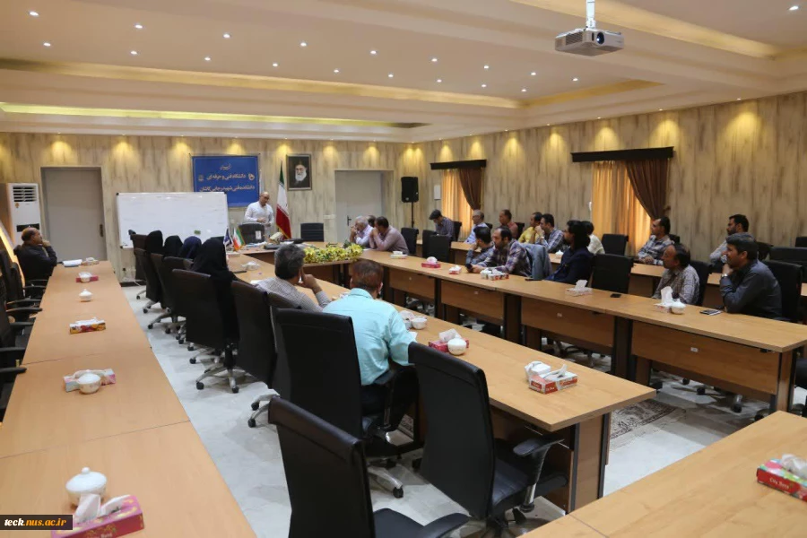 برگزاری دومین جلسه از مجموعه برنامه های آموزشی مهارت های زندگی ویژه استادان و کارکنان دانشکده فنی شهیدرجائی کاشان 5