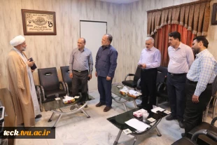 نشست صمیمی تنی چند از اعضای بسیج کارکنان و اساتید دانشکده فنی و حرفه ای شهید رجائی کاشان با حجه الاسلام فرجی مدیرحوزه های علمیه منطقه کاشان 8