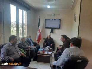 برگزاری جلسه هماهنگی جهت رفع مشکل زمین دانشکده دختران کاشان با حضور مدیر کل محترم دفتر امور حقوقی سازمان مرکزی دانشگاه فنی وحرفه ایی در اداره راه و شهرسازی کاشان 3