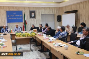 برگزاری جلسه هماهنگی و تبادل نظر با مدیران و روسای هنرستان های فنی کاشان 6