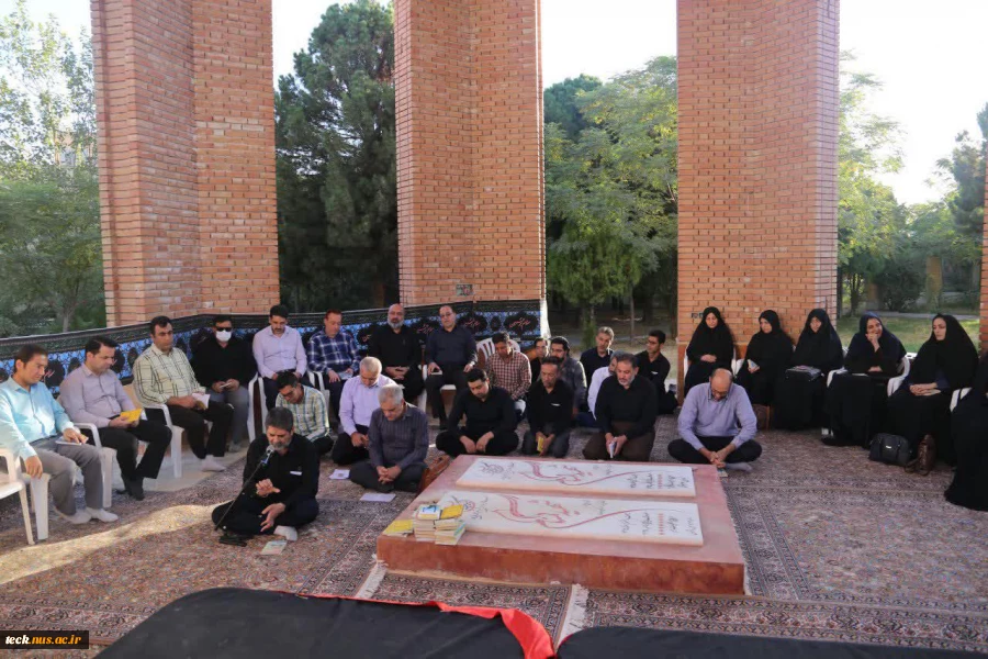 برگزاری هفتمین جلسه از مجموعه جلسات زیارت عاشوراخوانی در دانشکده فنی و حرفه ای شهید رجائی کاشان 4