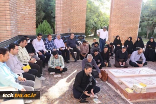 برگزاری هفتمین جلسه از مجموعه جلسات زیارت عاشوراخوانی در دانشکده فنی و حرفه ای شهید رجائی کاشان 7