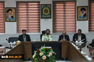 تقدیر و تشکر از نیروی انتظامی شهرستان کاشان توسط مسئولین و دانشجویان دانشکده فنی و حرفه ای شهید رجائی کاشان 3
