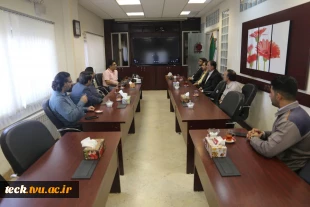 بازدید جمعی از همکاران و استادان دانشکده فنی و حرفه ای شهید رجائی کاشان از شرکت هامون نایزه 15