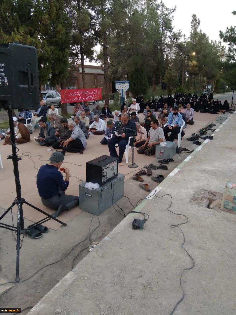 برگزاری جلسه انس با شهدای شهرستان در دانشکده فنی و حرفه ای شهید رجائی کاشان 3