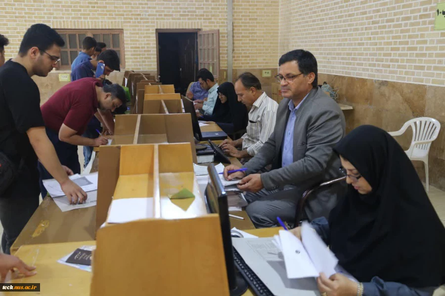 اتمام فرآیند ثبت نام دانجویان ورودی نیم سال اول سال تحصیلی402-1401 5