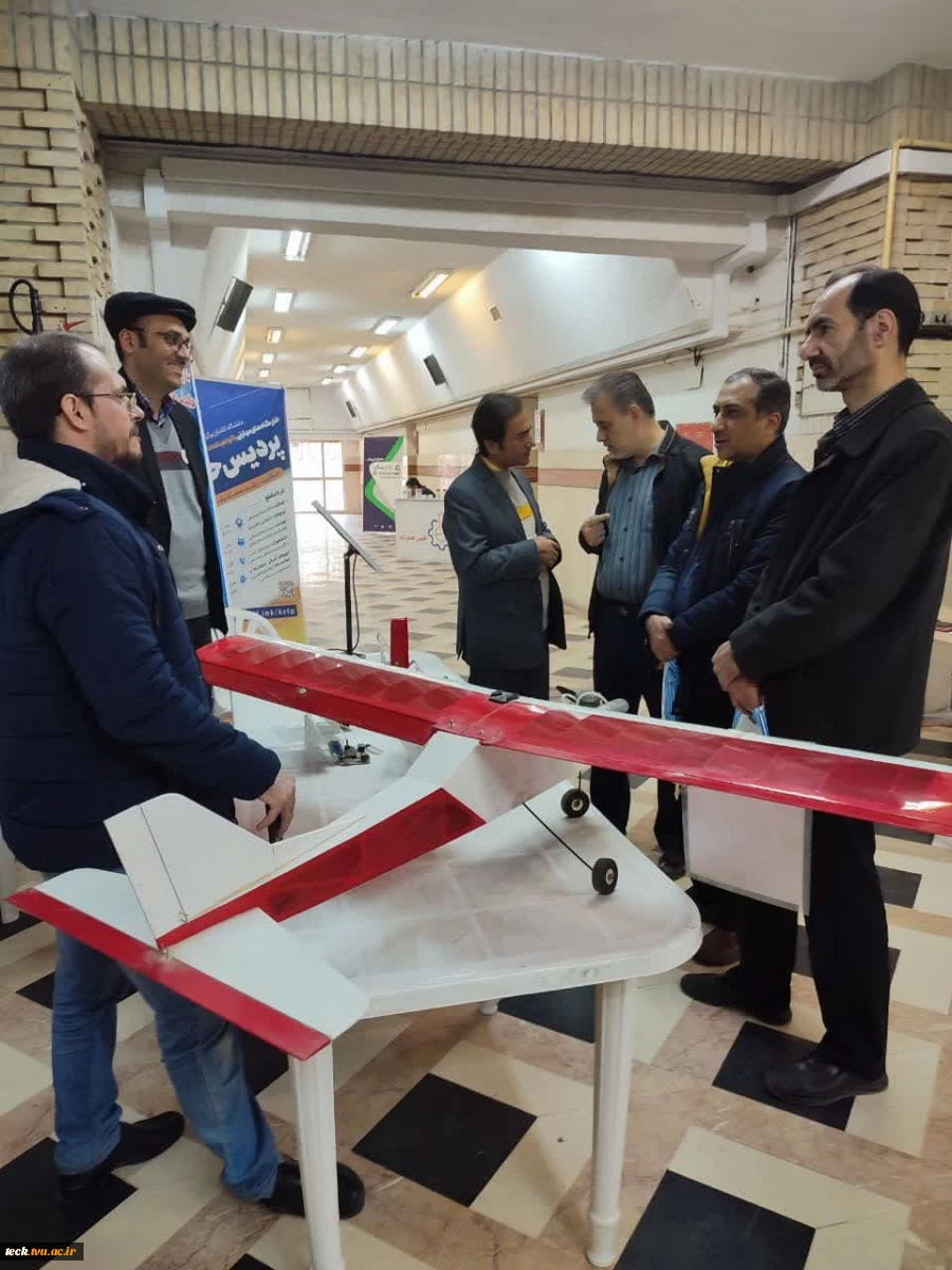 شرکت هسته های فناور و گروه پژوهش دانشکده فنی و حرفه ای شهید رجائی کاشان در زیست بوم نوآوری و فناوری منطقه کاشان 9