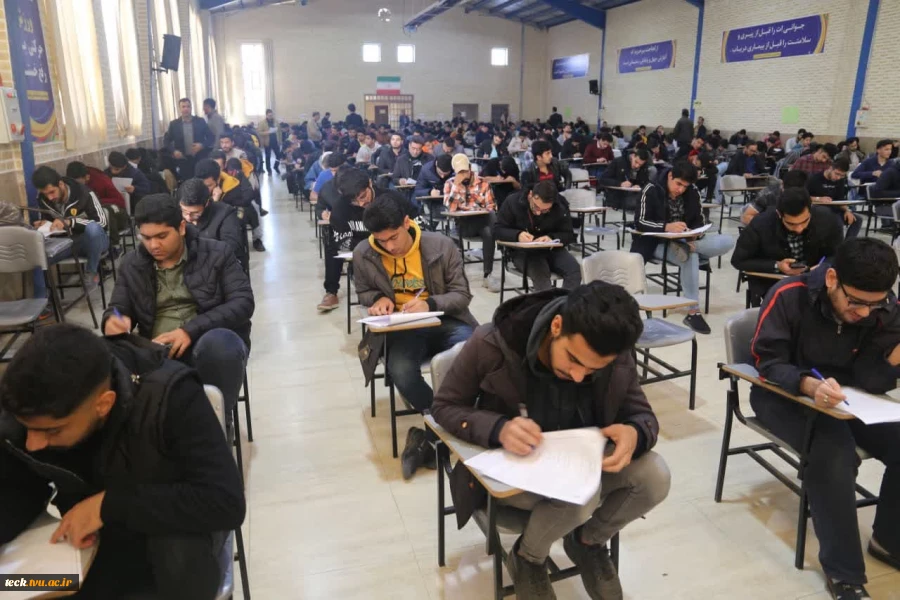 گزارش تصویری امتحانات پایان ترم نیمسال اول 1403 - 1402 15