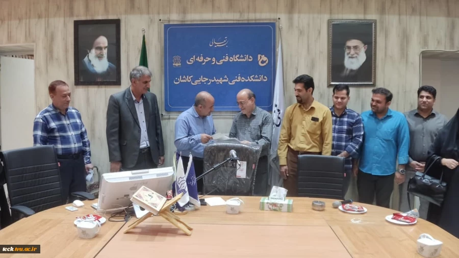 نشست تخصصی جمعی از مشاوران مدارس با رئیس دانشکده فنی و حرفه ای شهید رجایی کاشان 6