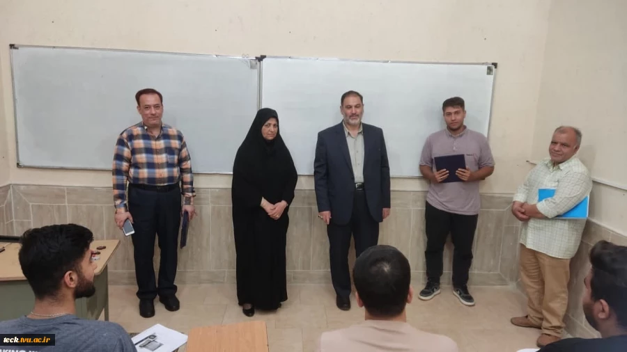 تجلیل از دانشجویان ممتاز نیمسال اول 1403 - 1402 11