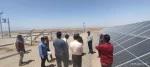 بازدید معاون فرهنگی و دانشجویی  دانشگاه ملی مهارت شهید رجایی کاشان از نیروگاه انرژی خورشیدی اردوگاه قدس شهرستان آران وبیدگل  جهت نظارت از اقدامات دانشجویان و نظارت بر روند دوره انرژی های نو بسیج دانشجویی  7