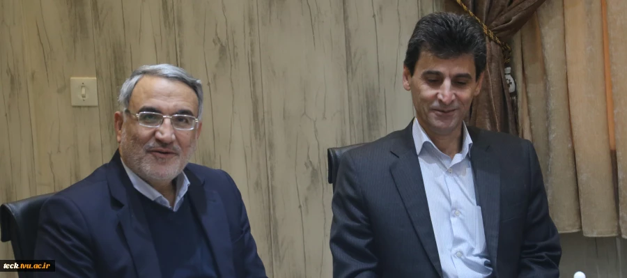پیام تبریک رئیس دانشکده شهید رجایی کاشان به دنماینده محترم مردم کاشان و آران و بیدگل در مجلس شورای اسلامی به مناسبت روز مجلس 2