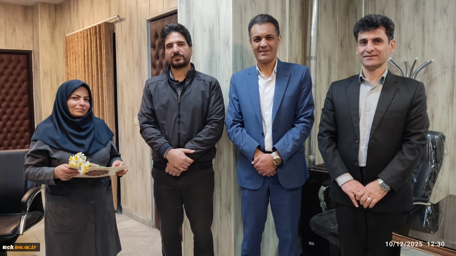 همزمان با فرارسیدن ولادت با سعادت حضرت فاطمه زهرا سلام الله علیها و گرامیداشت مقام زن برگزار شد: 
 مراسم تجلیل از بانوان کارمند دانشکده ملی مهارت شهید رجایی کاشان  10